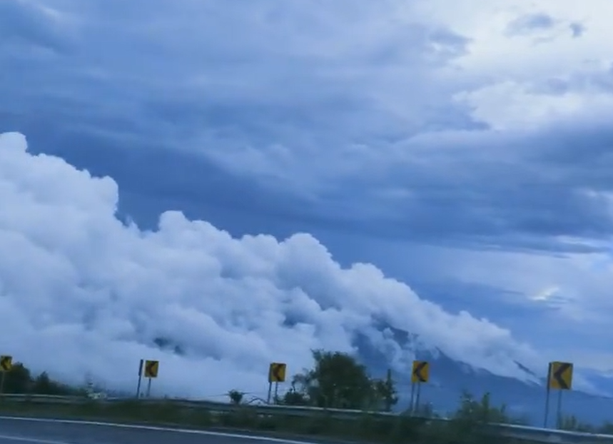 God's Greatness Humbles